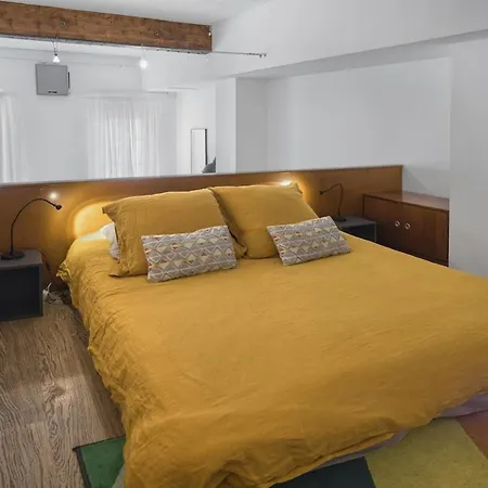 Le Loft Roquelaine *